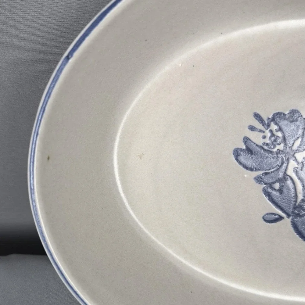Pfaltzgraff Yorktowne #241‎ Oval Baking Serving Casserole 10